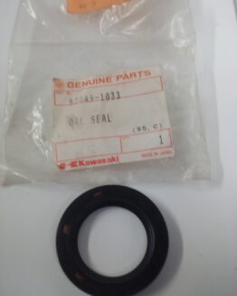 Kawasaki Oil Seal 32 x 48 x 7 mm - 92049-1033 (SC32487)