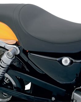 Predator Plain SR Leather 2-Up Seat - Black