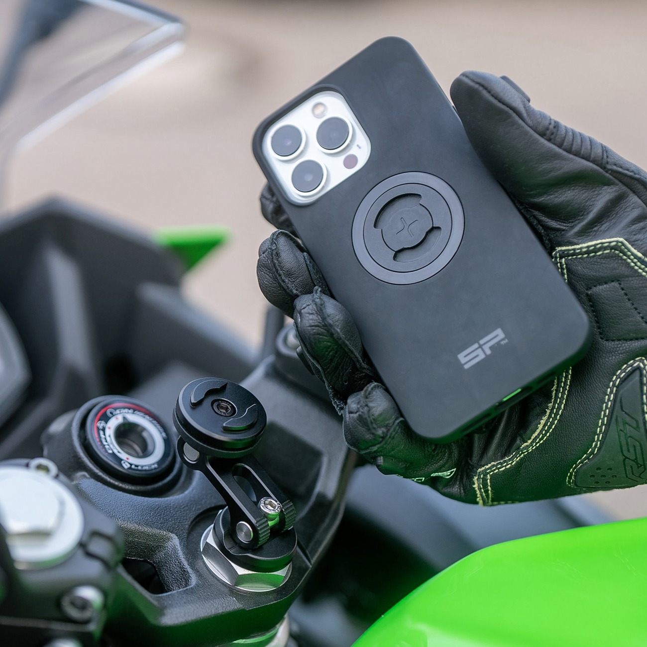 SP CONNECT Moto Stem Mount Pro for Phone Black - Image 4