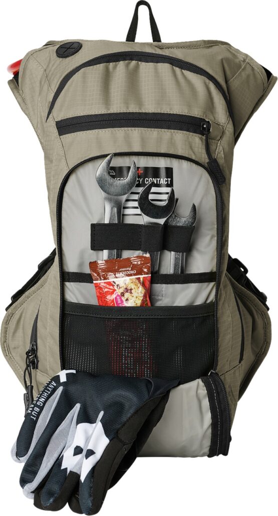 USWE Outlander 9L Hydration Pack Sand Black Brown - Image 2