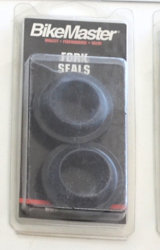 Fork Dust Seal Kit NOK 33x46.3x14.7 mm - Image 2