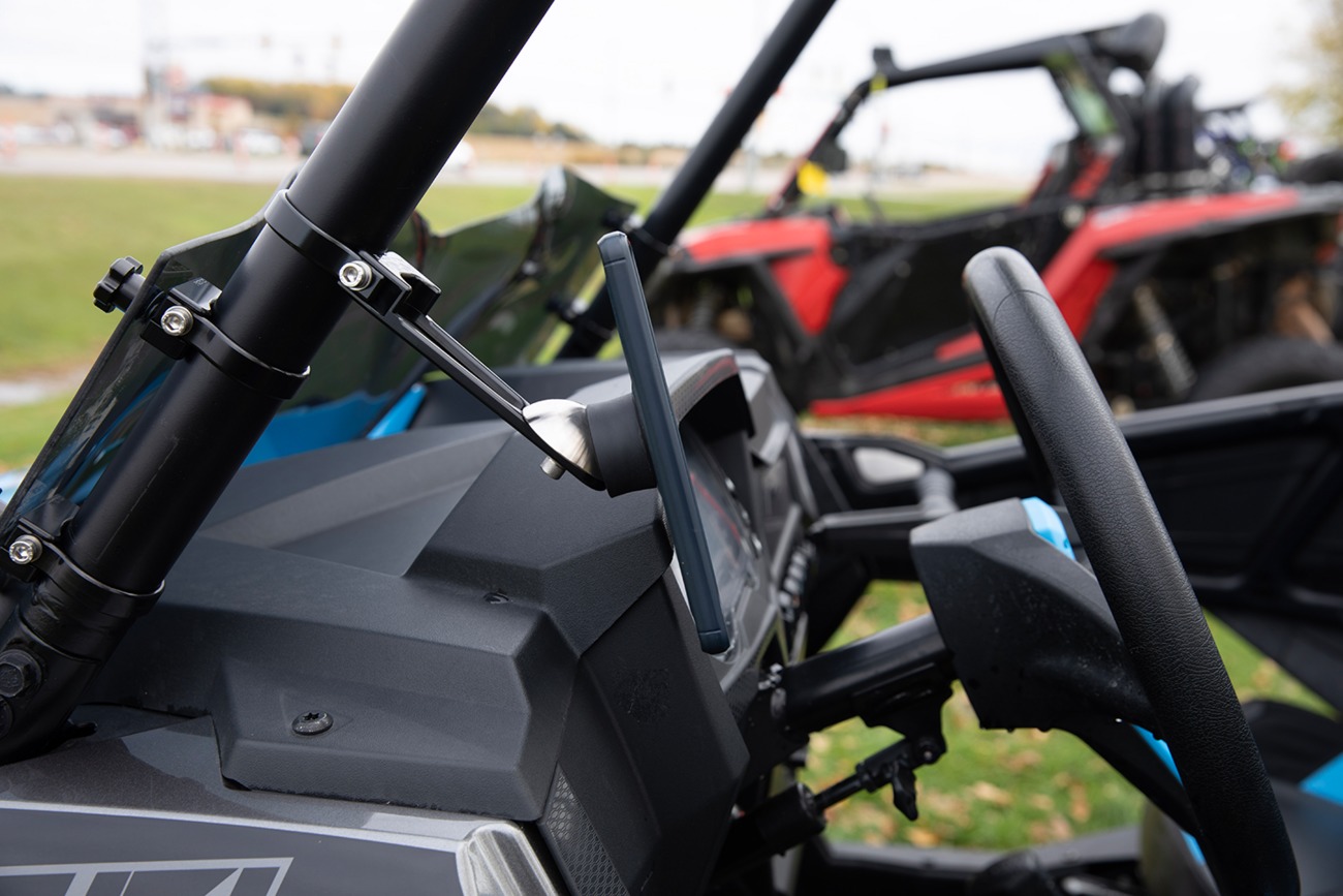 Klock Werks Roll Cage Phone Mount Offset 1-3/4in Black Flat For UTVs - Image 4