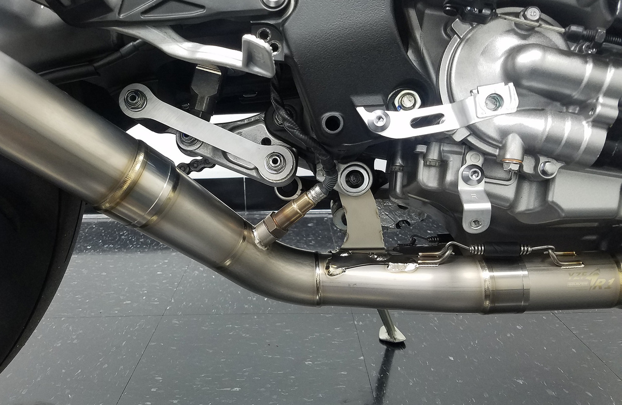 Yamaha R1 Full Titanium Exhaust System with Titanium 200mm Silencer - Image 12