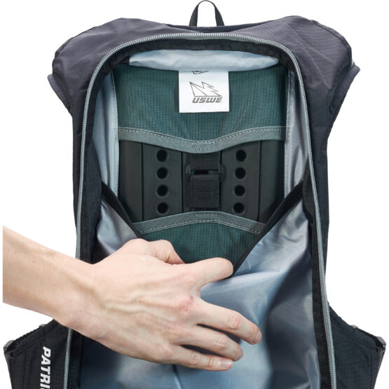 USWE Patriot 15 MTB Protector Pack 15L Grey/Black One Size - Image 7