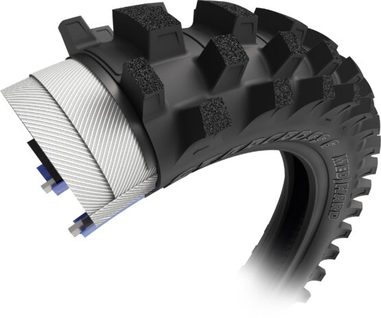 Starcross 6 Medium/Hard Rear Tire 120/90-18 - Image 2