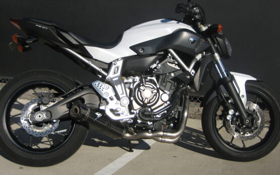 Graves Carbon & Titanium Full Exhaust Black Fits FZ-07/MT-07/XSR700/R7 - Image 4
