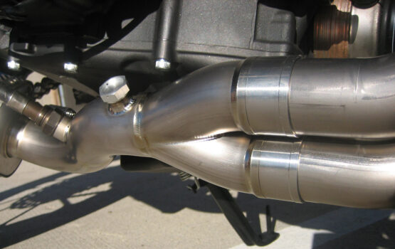 Graves Carbon & Titanium Full Exhaust Black Fits FZ-07/MT-07/XSR700/R7 - Image 7