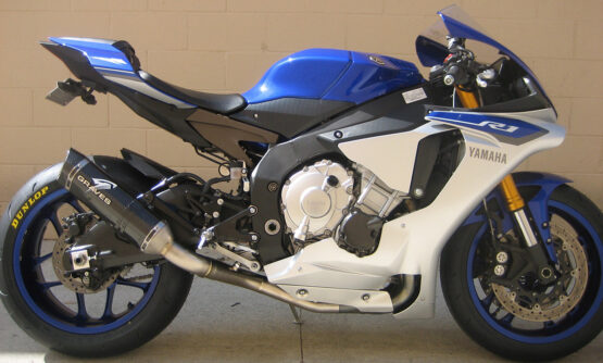 Graves Carbon Fiber Slip-On Exhaust w/ Link Pipe For 15+ Yamaha R1 - Image 6