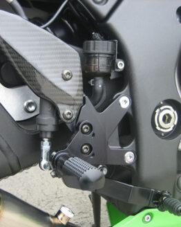Graves Adjustable Rearsets w/ Carbon Fiber Heel Guard Fits ZX10R