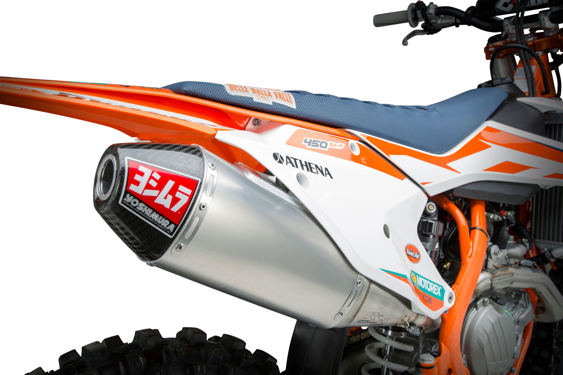 yosh_264610D320.jpg yosh_264610D320.jpg